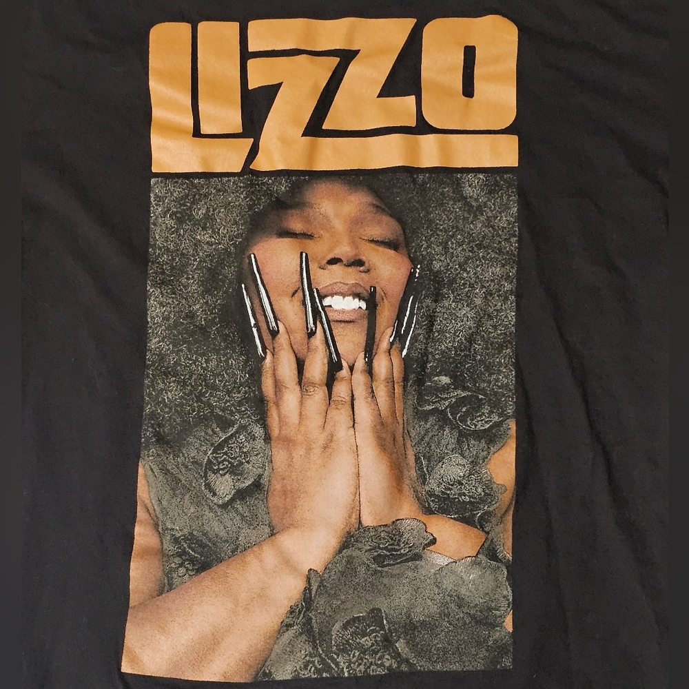 graphic t-shirt